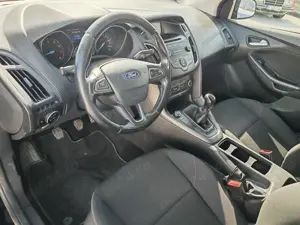 Ford Focus 1.0 EcoBoost Trend - imagine 6