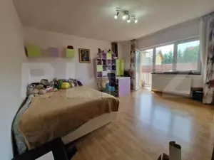 Apartament de vanzare, cu 2 camere decomandate, 65mp, zona Penny Apahida