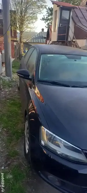 Volkswagen Jetta  - imagine 3