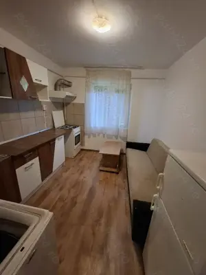 Vând 2cam.bloc de 4 etaje ,zona govandari 