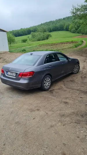 Mercedes e 200 - imagine 3