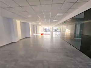 SPATIU COMERCIAL CENTRAL | 261 MP - imagine 13