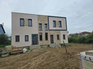 Vand duplex  in Sinmartin , SC110, P+E, ter 270 , gaz , constr 2024, izolatie de 10.