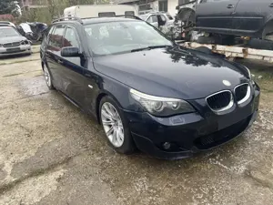 Dezmembrez BMW Seria 5 Touring 520D E61 LCI facelift 177 CP Steptronic an 2009