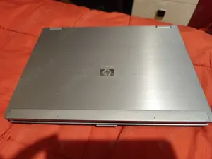 Laptop hp Business carcasa metalica.
