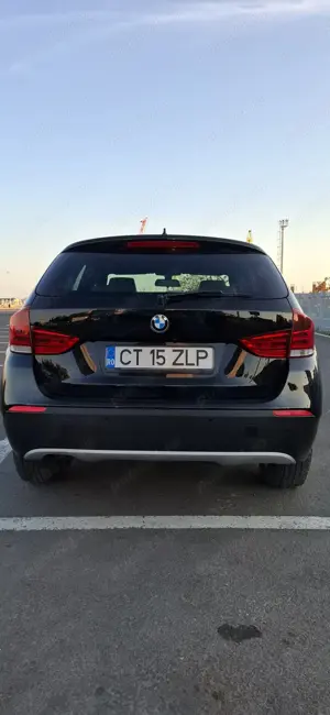 BMW X1 Xdrive 18d - imagine 4