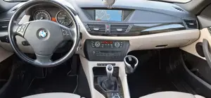 BMW X1 Xdrive 18d - imagine 10