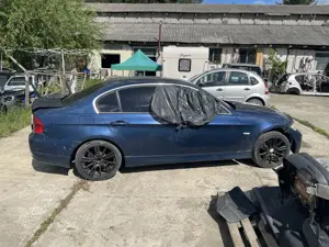 Dezmembrez BMW Seria 3 E90 330d 231 CP an 2006