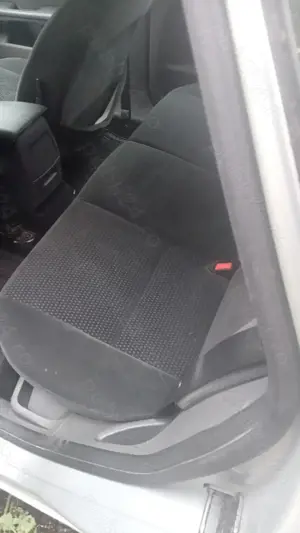 vand ford focus 2 2 0