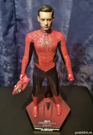 Figurina Spiderman Hot Toys - imagine 4