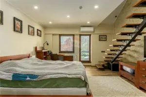 Vilă cu parc, piscină, jacuzzi și foișor, panouri fotovoltaice - imagine 17