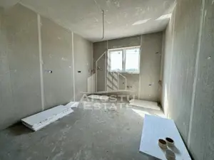 Duplex cu perete dublu si izolat, 4 camere, finisaje la alegere.