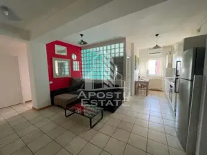 Apartament cu 3 camere, etaj intermediar, zona Aradului