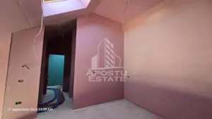 Apartamente noi cu 3 camere, scara interioara, Complexul Studentesc