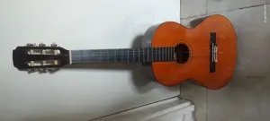 Vând chitară Ariana fără corzi - imagine 2