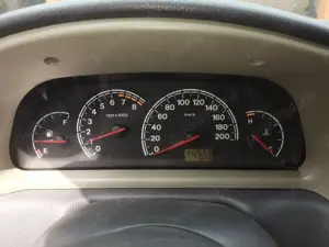 Fiat Albea 1.2 16v benzina - imagine 3