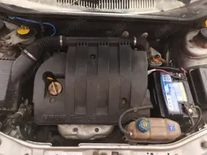 Fiat Albea 1.2 16v benzina - imagine 5