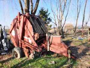 Presa balotat   Balotiera Hession  - imagine 2