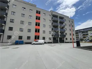 Apartament cu 3 camere 2 bai si 2 balcoane zona Ciresica - imagine 9