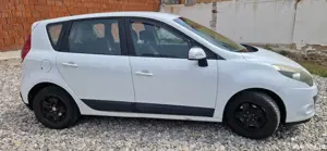 Renault Scenic 3 - imagine 5 Renault Scenic 3 - imagine 5