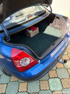 Vand  Hyundai Elantra - imagine 6