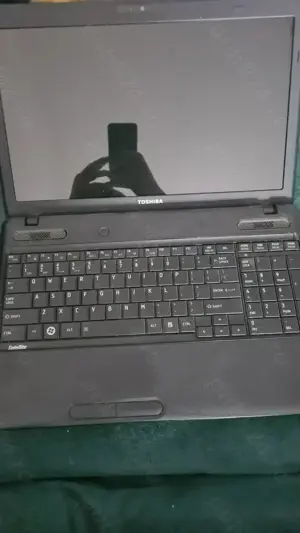 Laptop TOSHIBA Satellite C660
