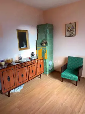  Apartament în casă  – Strada Trivale, Pitești - imagine 3