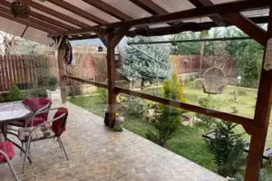 Casa de vanzare, cu 4 camere, 140 mp, zona Strada Dara - imagine 12