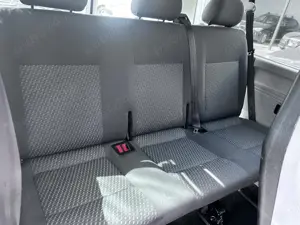 Volkswagen Caravelle 4x4 lang-8 locuri -2.0tdi 140cp - imagine 6