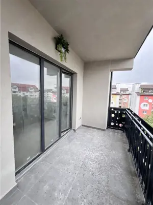 Apartament cu 3 camere 2 bai si 2 balcoane zona Rahovei Sibiu - imagine 11
