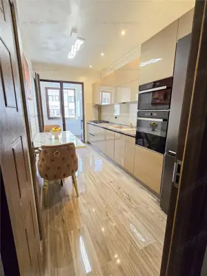 Garsoniera spatioasa | 49mp utili | Coresi - imagine 4