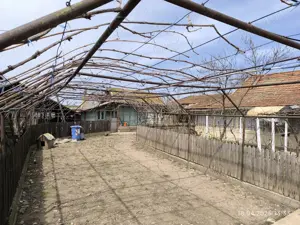 Vand teren 1900mp cu casa batraneasca locuibila - imagine 5