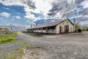 Hala industrială cu teren 10.495 mp – potențial supermarket, Lipova - imagine 7