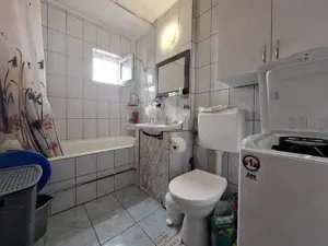 Apartament 2 camere, semidecomandat, 49 mp, zona Buziasului - imagine 6