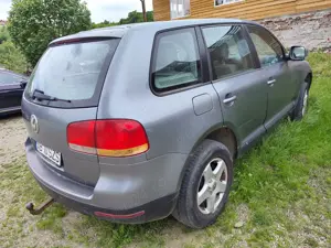 VW Touareg 2.5 Diesel an 2005 - imagine 6 VW Touareg 2.5 Diesel an 2005 - imagine 6