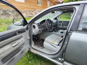 VW Touareg 2.5 Diesel an 2005 - imagine 5 VW Touareg 2.5 Diesel an 2005 - imagine 5