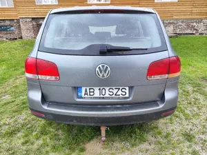 VW Touareg 2.5 Diesel an 2005 - imagine 7 VW Touareg 2.5 Diesel an 2005 - imagine 7