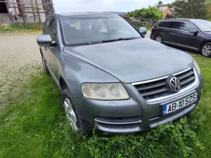VW Touareg 2.5 Diesel an 2005 - imagine 4 VW Touareg 2.5 Diesel an 2005 - imagine 4