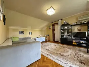 Casa individuala cu 10 camere si piscina, in Zona Dambovita COMISION 0 - imagine 19