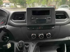 Renault Master Furgon - imagine 14