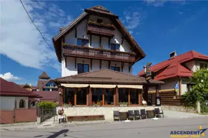 Pensiune cu restaurant, farmec aparte, concept italian, Central, Bran - imagine 12