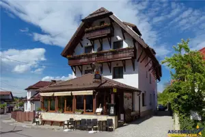 Langa Castelul Bran: Pensiune + restaurant + transfer afacere activa