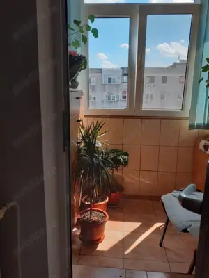 Vând apartament 2 camere decomandat - imagine 6