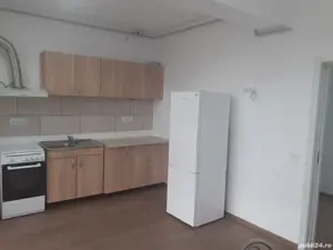 Inchiriez ap 3 cam nou