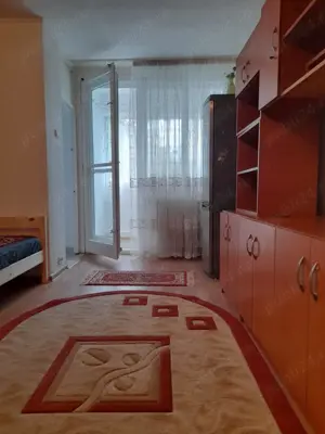 Garsoniera de Inchiriat Piata Delfinului Etaj 2 10 Direct Proprietar - imagine 3