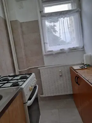 Garsoniera de Inchiriat Piata Delfinului Etaj 2 10 Direct Proprietar - imagine 6