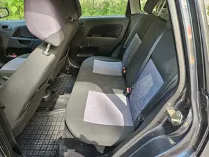 De vanzare Ford Fiesta 1.4 16 v 80 cp Duratec - imagine 10