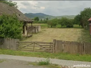 vand teren cu casa demolabila - imagine 2