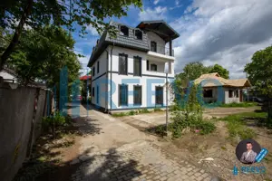 Casă de vânzare, centrală, pe str.  Oituz, Bacău