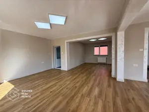 Spatiu comercial, zona Uta - imagine 2